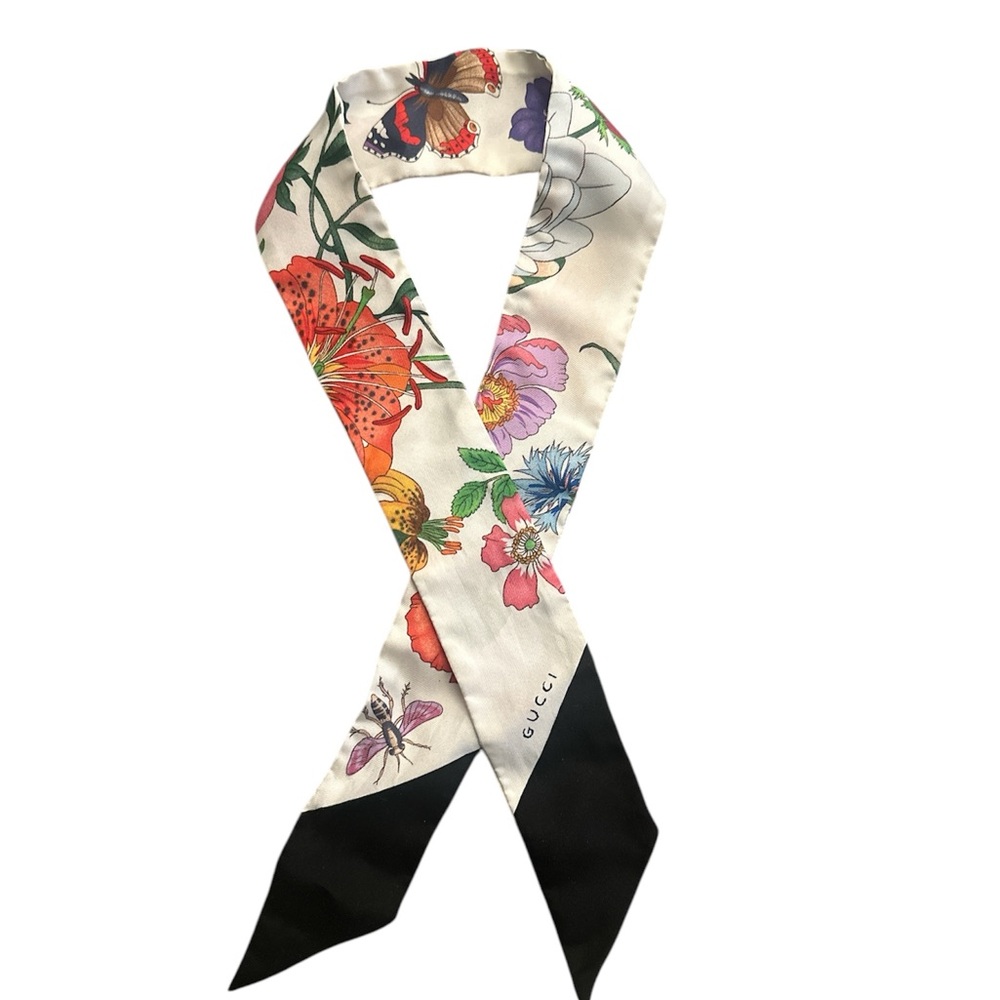 Gucci FLORA PRINT SILK TWILL NECK BOW - Picture 8 of 8